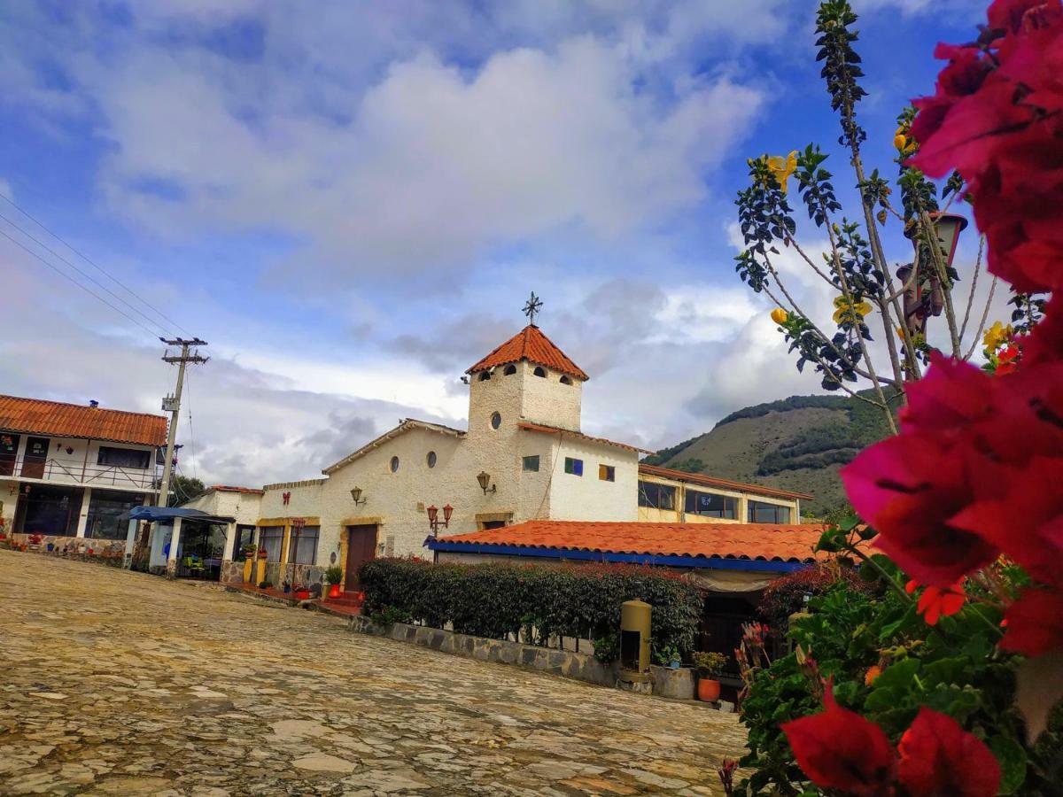 Hotel Rural La Esperanza Суэска Экстерьер фото